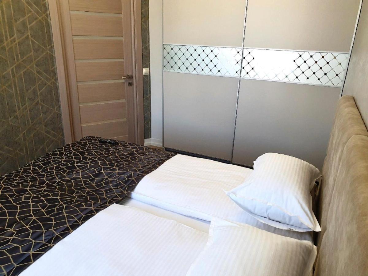 Apartment Sweethome 1 Free Parking Uzhhorod Luaran gambar